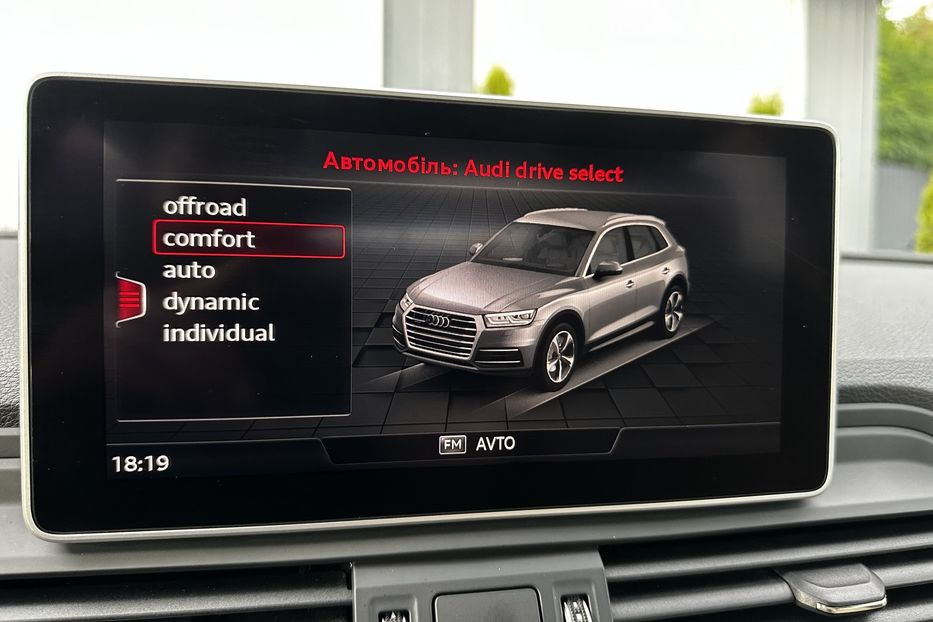 Продам Audi Q3 Exclusive Design 2018 года в Киеве