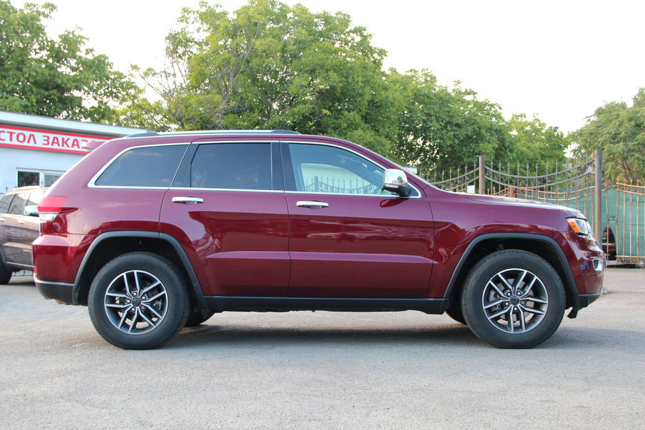 Продам Jeep Grand Cherokee Limited 2019 года в Одессе