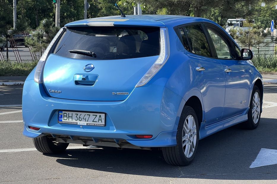 Продам Nissan Leaf 34 kw 2012 года в Одессе