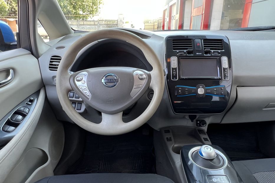 Продам Nissan Leaf 34 kw 2012 года в Одессе