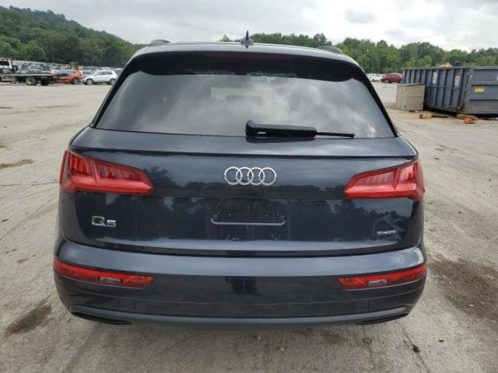 Продам Audi Q5  PREMIUM PLUS 2019 года в Одессе
