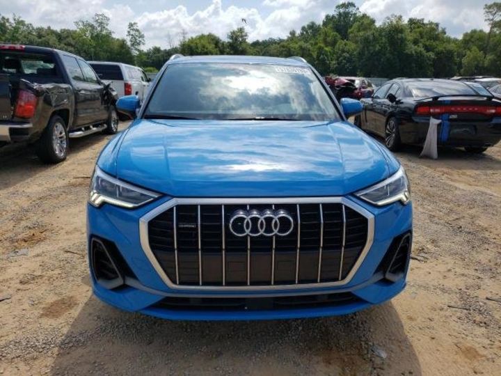 Продам Audi Q3 PREMIUM PLUS S-LINE 2019 года в Львове