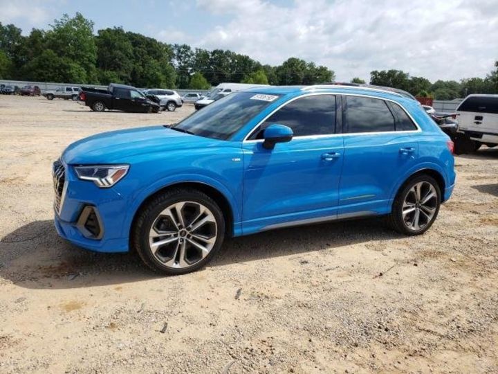 Продам Audi Q3 PREMIUM PLUS S-LINE 2019 года в Львове