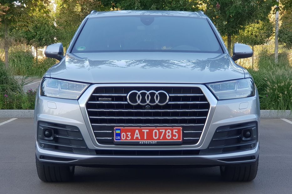 Продам Audi Q7 S-Line 2016 года в Киеве