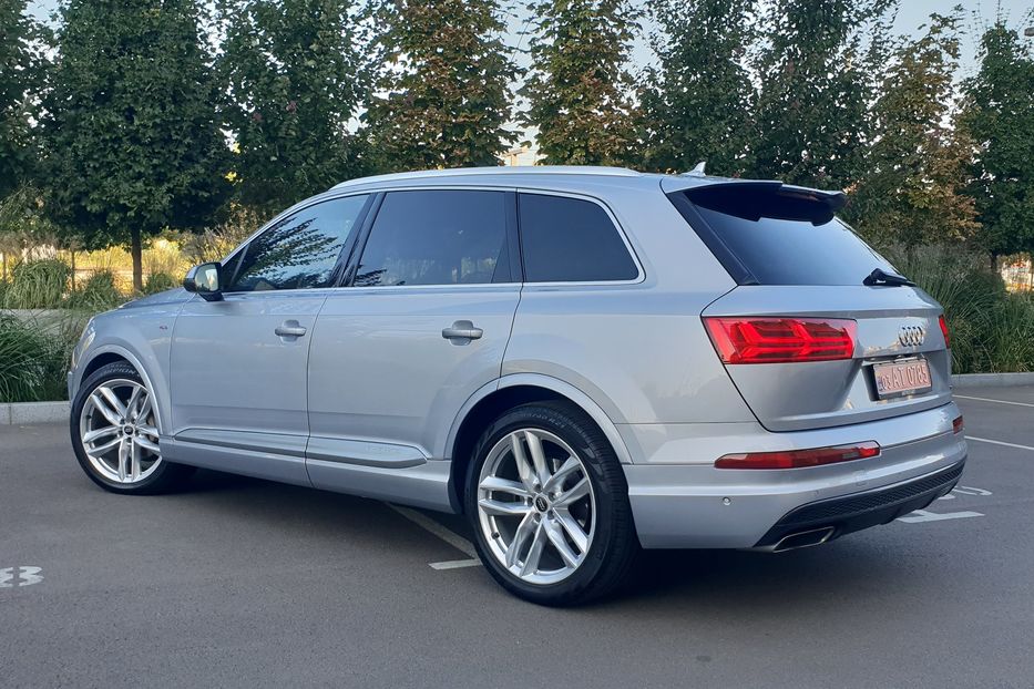 Продам Audi Q7 S-Line 2016 года в Киеве