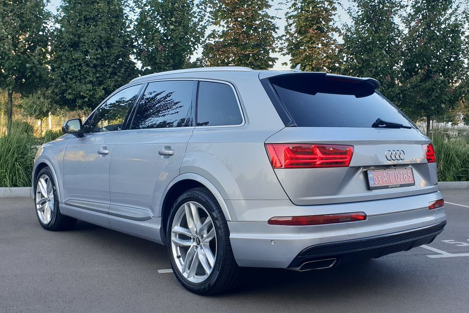 Продам Audi Q7 S-Line 2016 года в Киеве