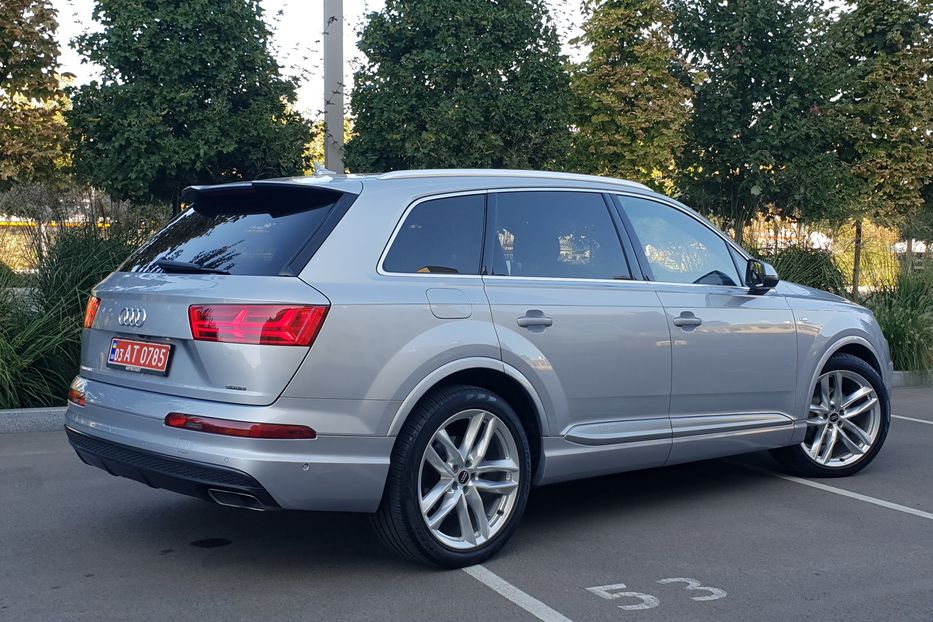 Продам Audi Q7 S-Line 2016 года в Киеве