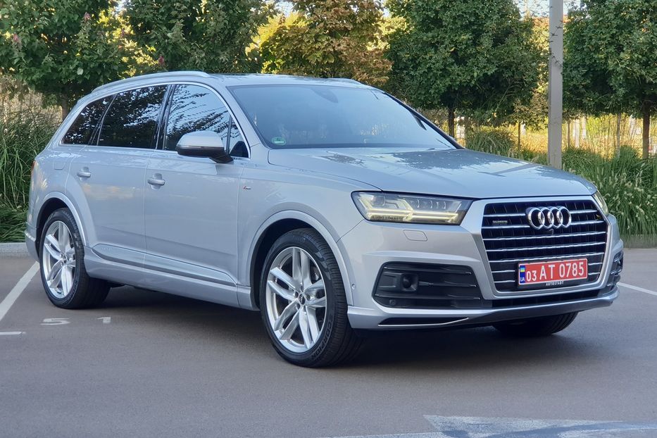 Продам Audi Q7 S-Line 2016 года в Киеве