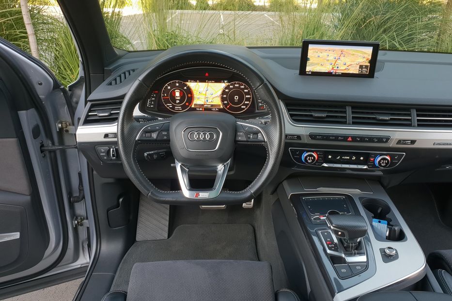 Продам Audi Q7 S-Line 2016 года в Киеве