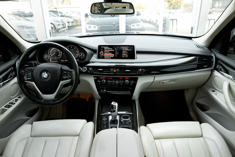 Продам BMW X5 3.0D Idividual 2014 года в Черновцах