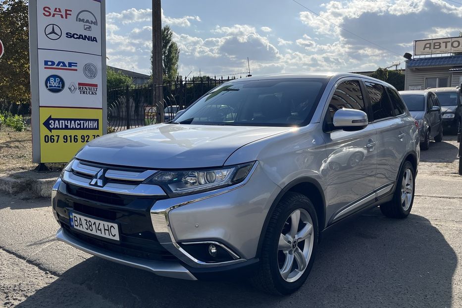 Продам Mitsubishi Outlander Oficial 2016 года в Николаеве