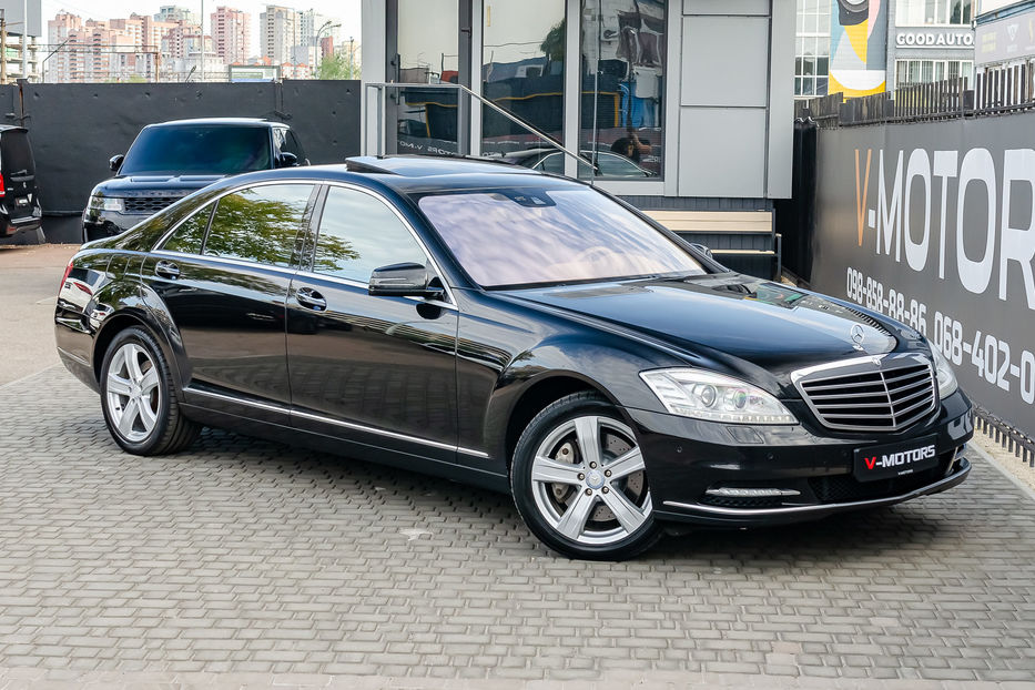 Продам Mercedes-Benz S-Class 500L 4Matic 2010 года в Киеве