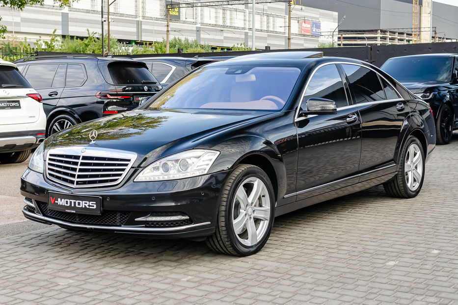 Продам Mercedes-Benz S-Class 500L 4Matic 2010 года в Киеве