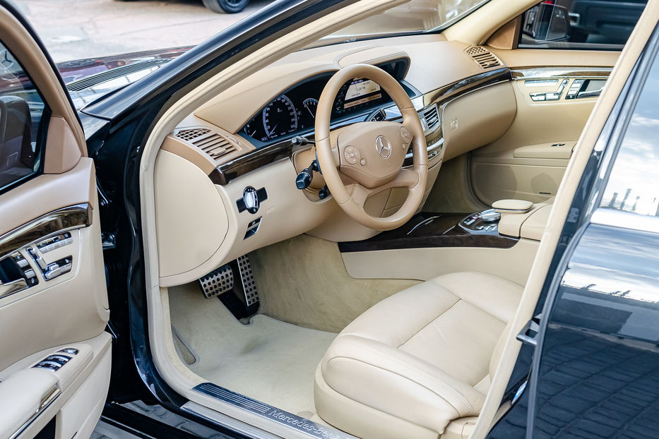 Продам Mercedes-Benz S-Class 500L 4Matic 2010 года в Киеве