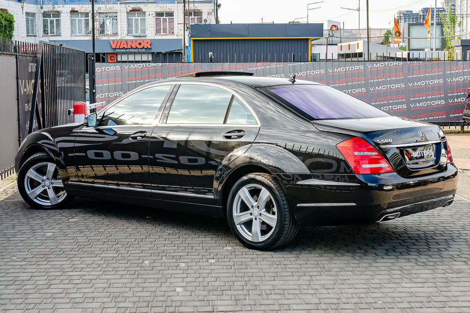 Продам Mercedes-Benz S-Class 500L 4Matic 2010 года в Киеве