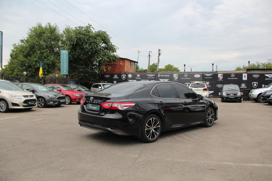 Продам Toyota Camry Hybrid LE 2017 года в Одессе