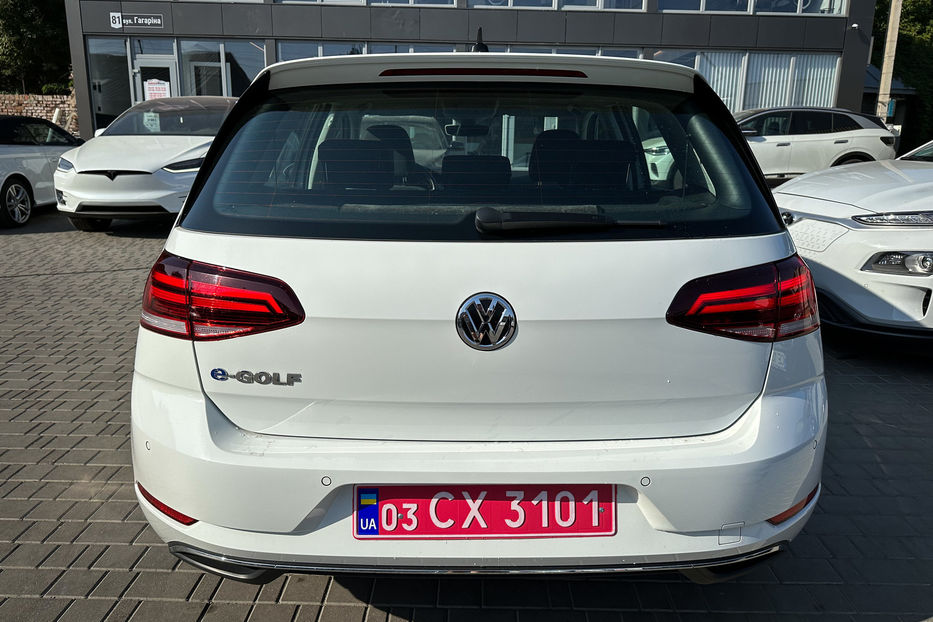 Продам Volkswagen e-Golf 36kWt 2020 года в Черновцах