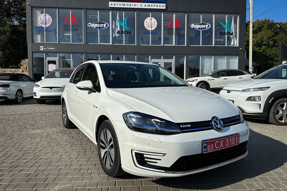 Продам Volkswagen e-Golf 36kWt 2020 года в Черновцах