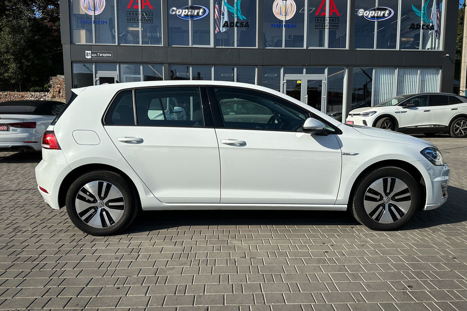 Продам Volkswagen e-Golf 36kWt 2020 года в Черновцах