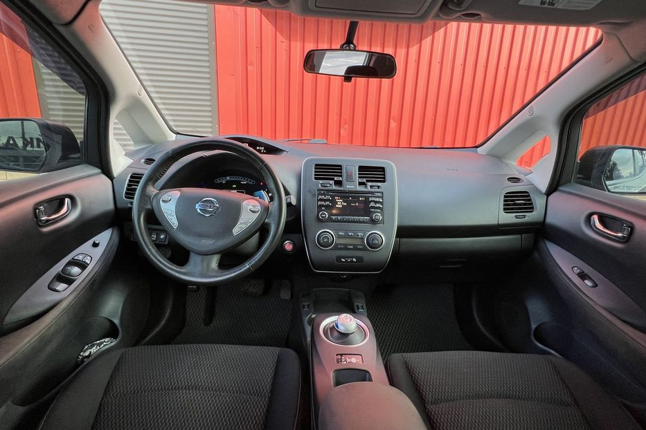 Продам Nissan Leaf 2015 года в Одессе