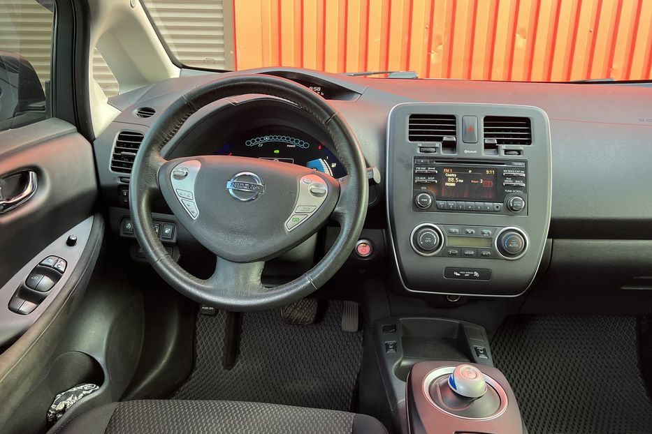 Продам Nissan Leaf 2015 года в Одессе