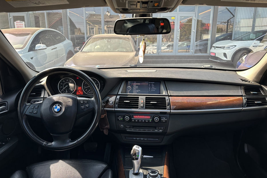 Продам BMW X5 e70 3.0b 2013 года в Черновцах