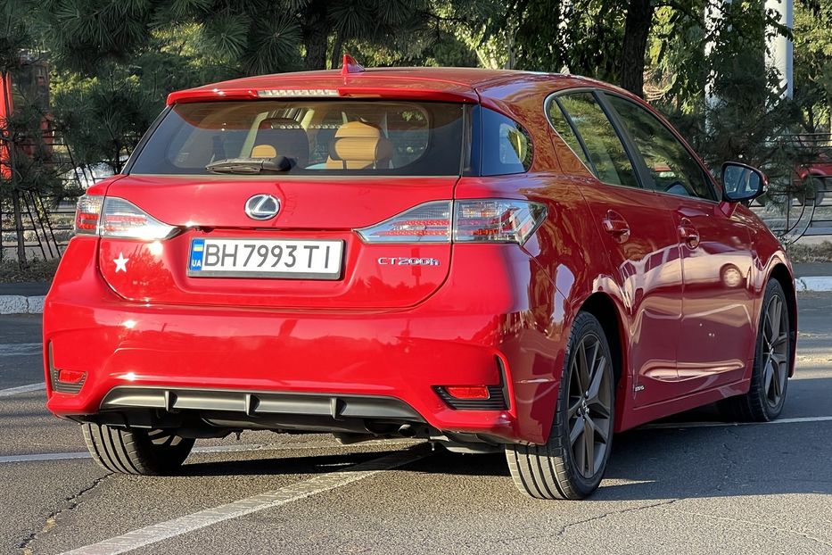 Продам Lexus CT 200H Hybrid  2016 года в Одессе
