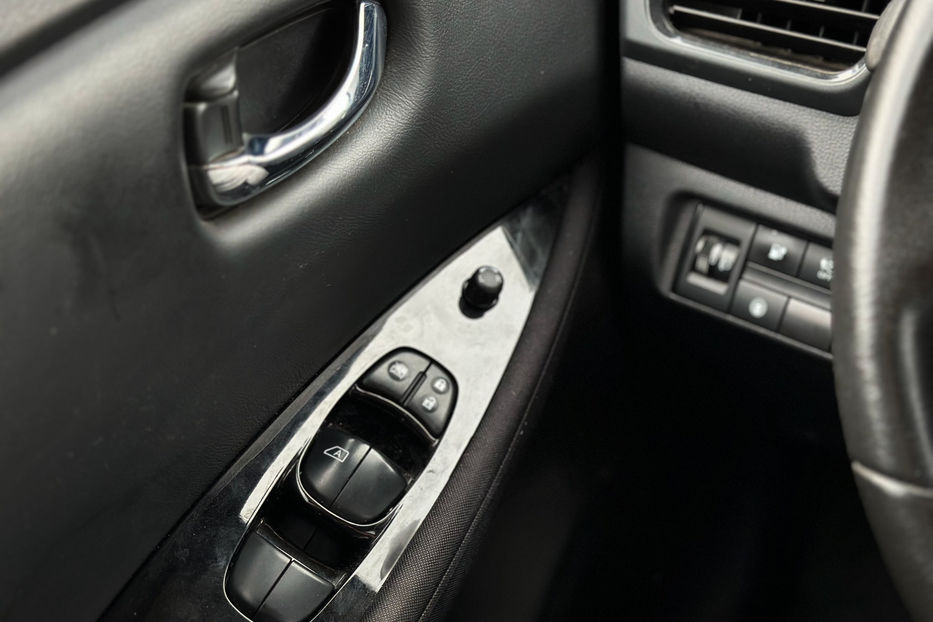 Продам Nissan Leaf 2018 года в Черновцах