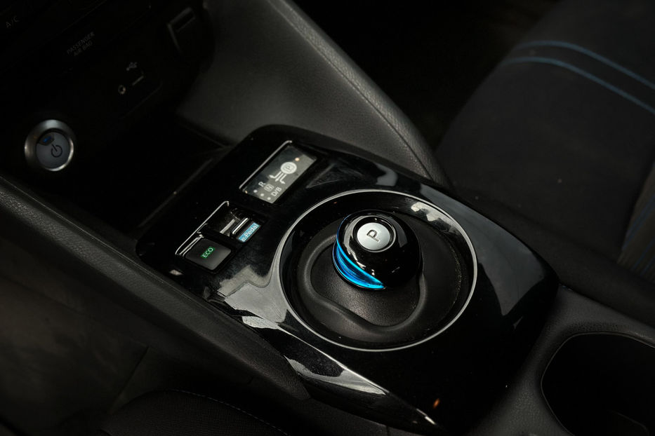 Продам Nissan Leaf 2018 года в Черновцах