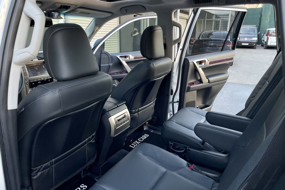 Продам Lexus GX 460 PREMIUM SPORT 2019 года в Киеве