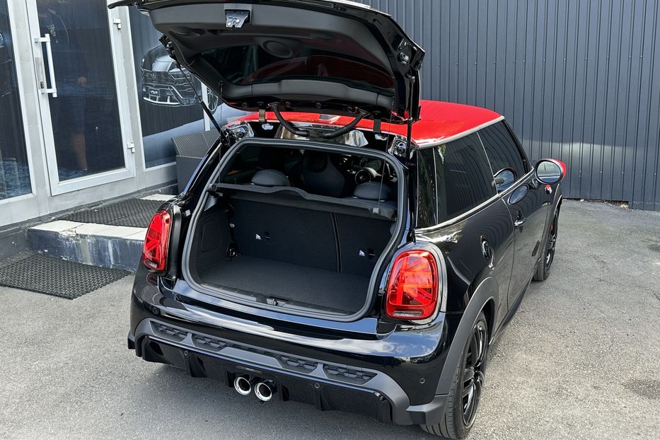 Продам MINI Cooper John Cooper Works 2021 года в Киеве