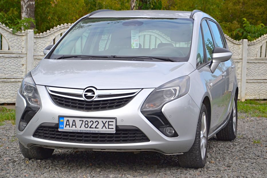 Продам Opel Zafira TOURER 2014 года в Хмельницком