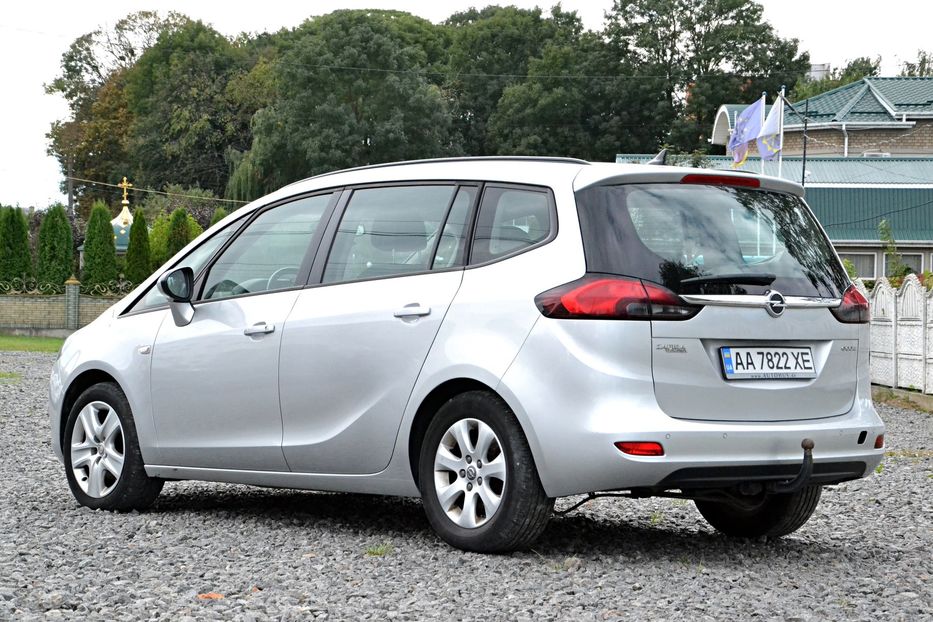 Продам Opel Zafira TOURER 2014 года в Хмельницком