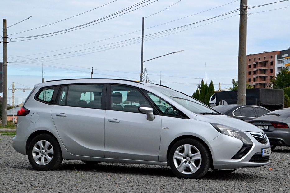 Продам Opel Zafira TOURER 2014 года в Хмельницком