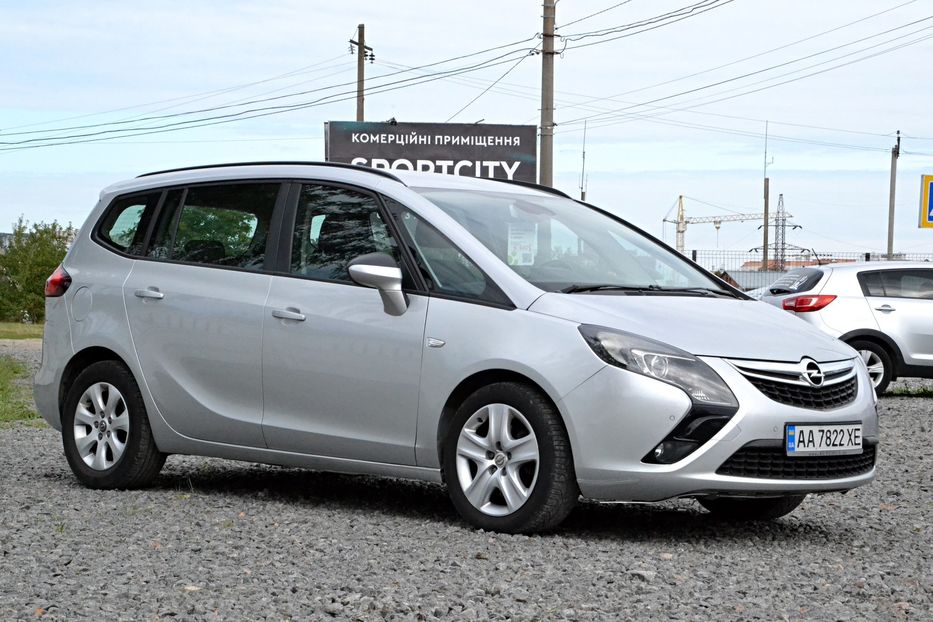 Продам Opel Zafira TOURER 2014 года в Хмельницком