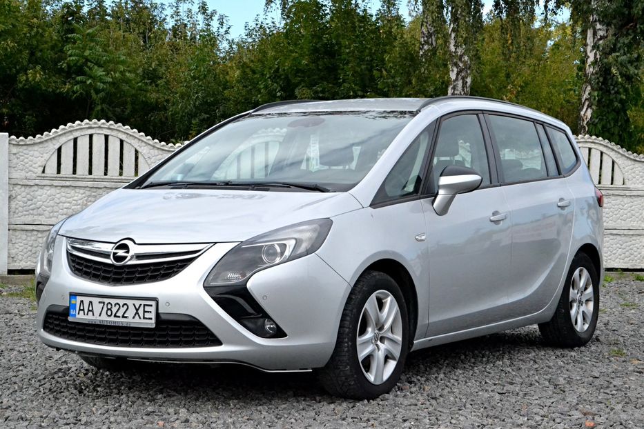 Продам Opel Zafira TOURER 2014 года в Хмельницком