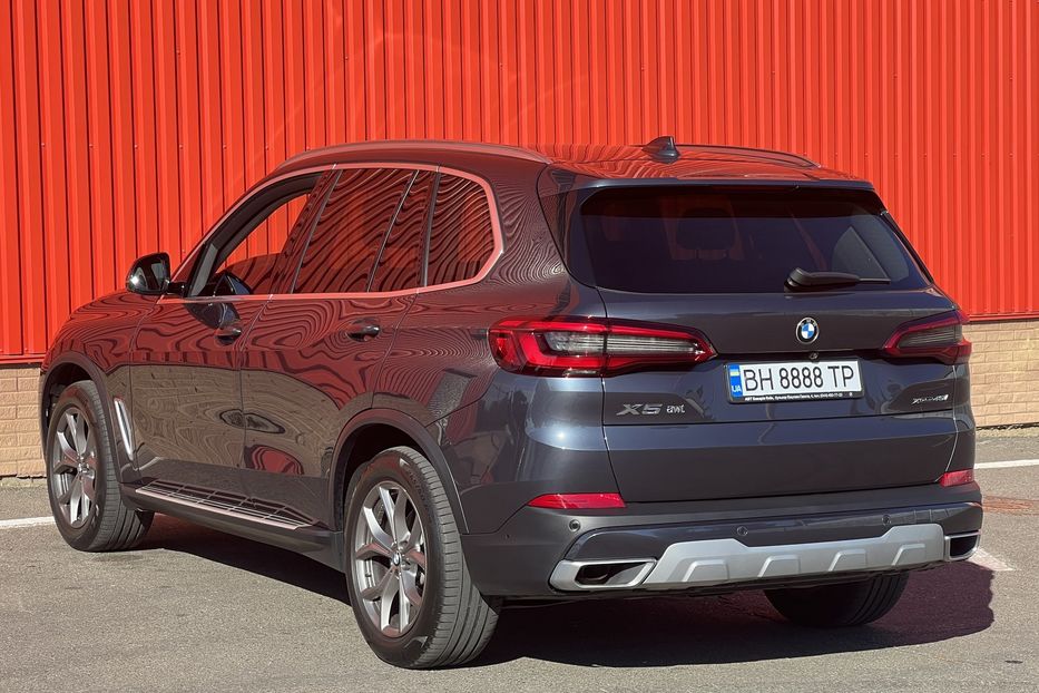 Продам BMW X5 Official 2019 года в Одессе