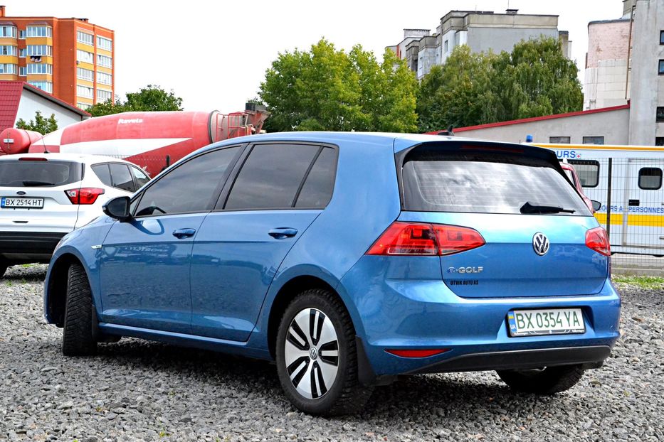 Продам Volkswagen e-Golf 2015 года в Хмельницком