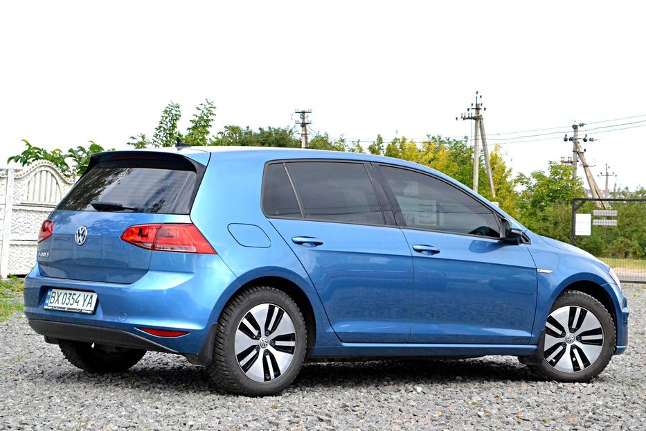 Продам Volkswagen e-Golf 2015 года в Хмельницком