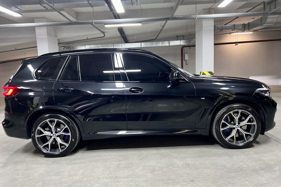 Продам BMW X5 2020 года в Киеве