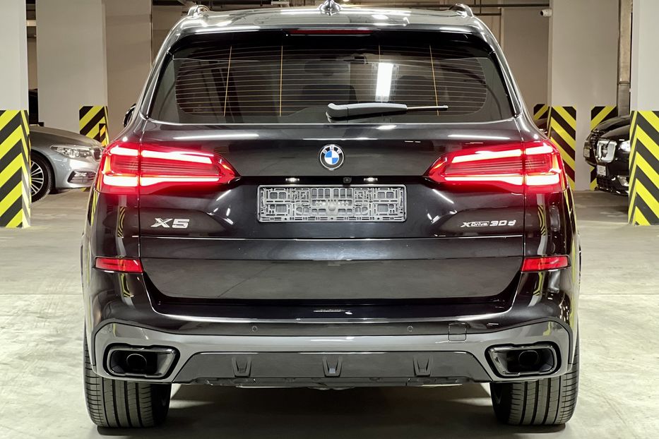 Продам BMW X5 2020 года в Киеве