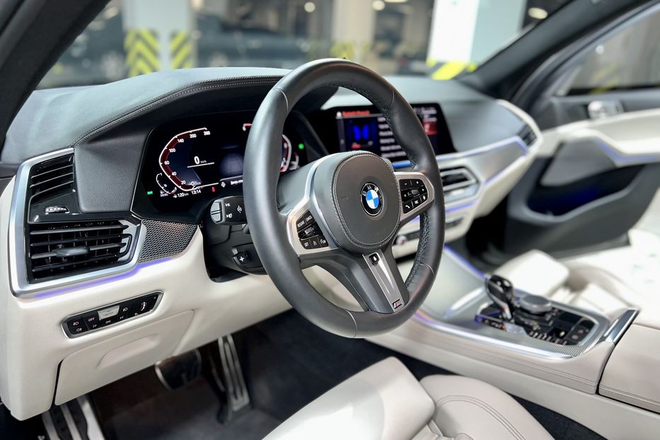 Продам BMW X5 2020 года в Киеве