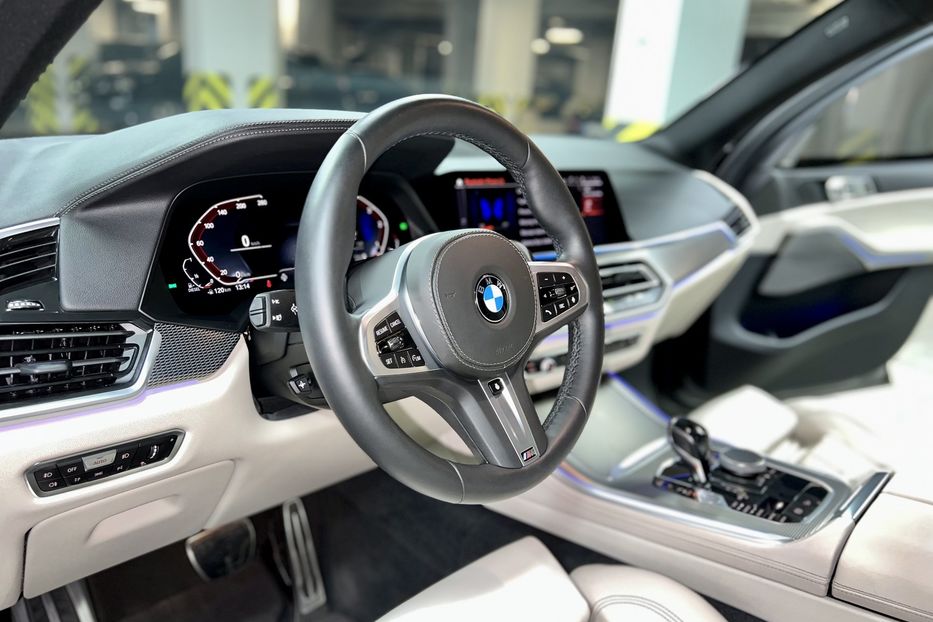 Продам BMW X5 2020 года в Киеве