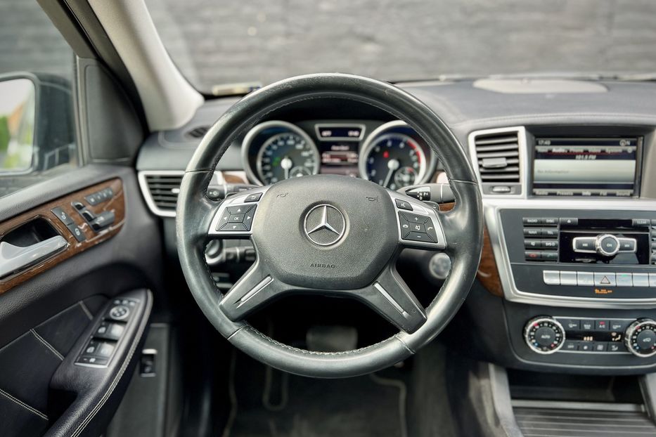 Продам Mercedes-Benz GL-Class 450 2015 года в Луцке