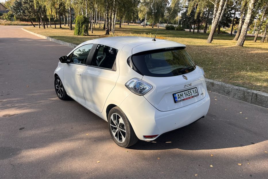 Продам Renault Zoe 41кв запас ходу 300 2018 года в Житомире