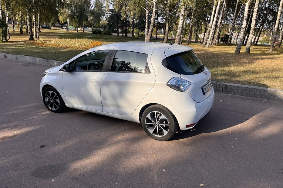 Продам Renault Zoe 41кв запас ходу 300 2018 года в Житомире