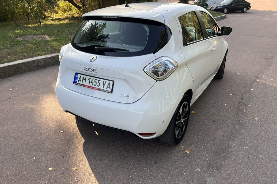 Продам Renault Zoe 41кв запас ходу 300 2018 года в Житомире