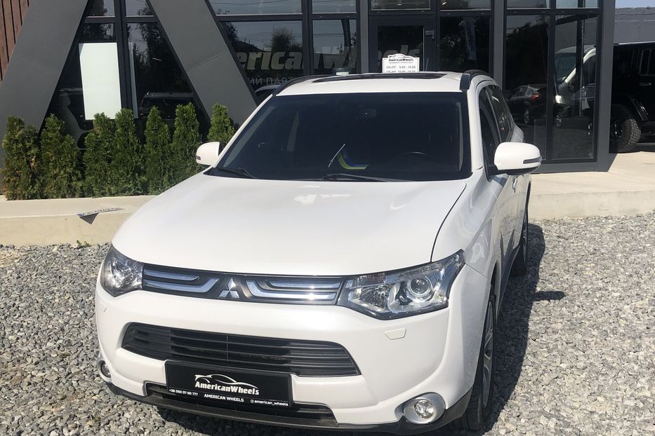 Продам Mitsubishi Outlander 2013 года в Черновцах