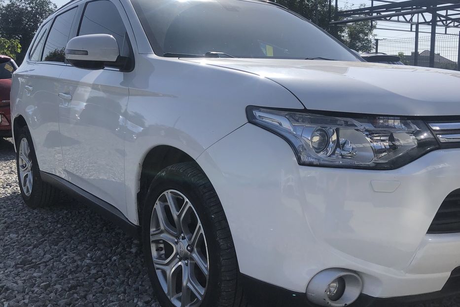 Продам Mitsubishi Outlander 2013 года в Черновцах