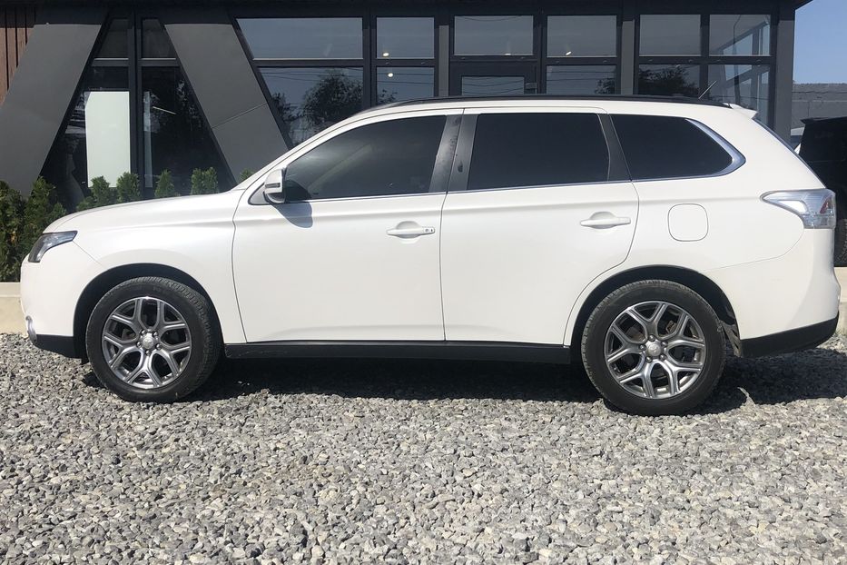 Продам Mitsubishi Outlander 2013 года в Черновцах